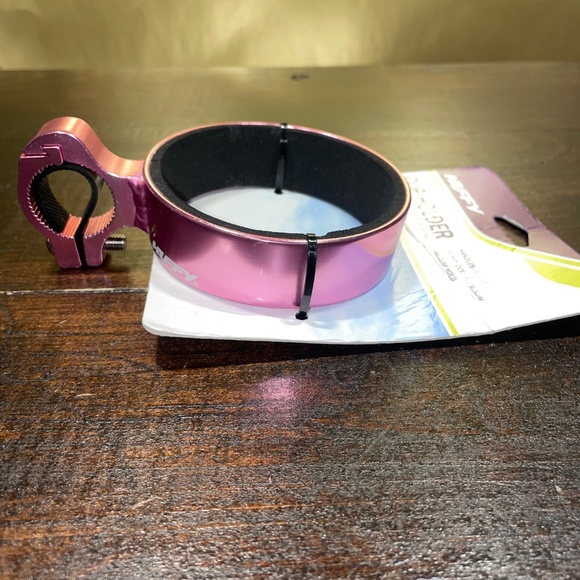 Huffy Pink Aluminum Handlebar Clip Bar Mount Bike Drink Holder Cup Holder - Picture 7 of 9